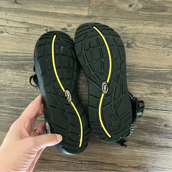 Chaco Sandals Women's 10 ZX/2 Black Striped Double Strap Adjustable Gorpcore - Picture 6 of 7